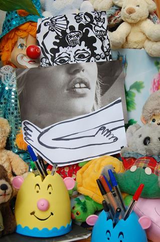 ASSEMBLAGE 2