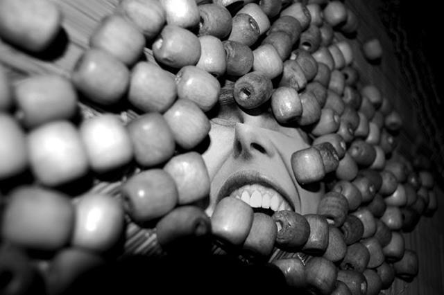 ASSEMBLAGE 8