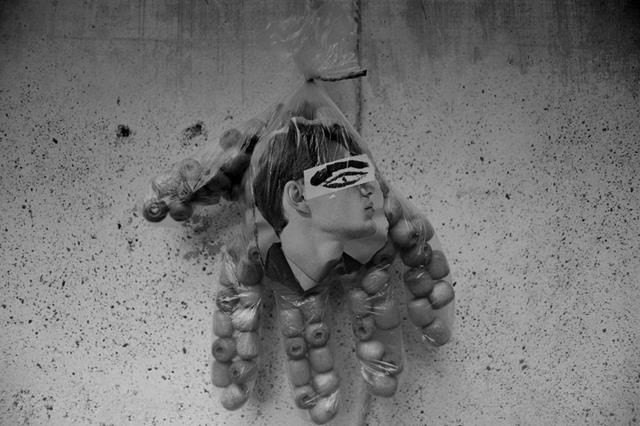ASSEMBLAGE 9